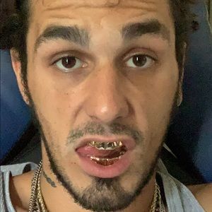 Meet your Posher, Dominic